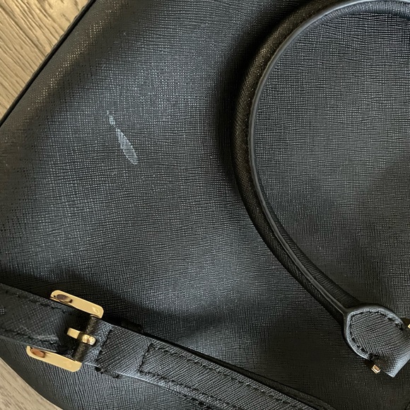 Michael Kors purse - Picture 7 of 7